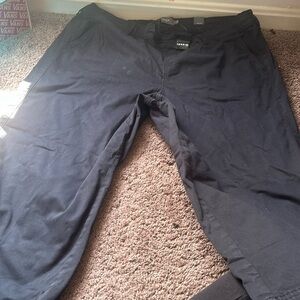 Wide legged Mid-Rise drawstring capris .torrid brand new with tags